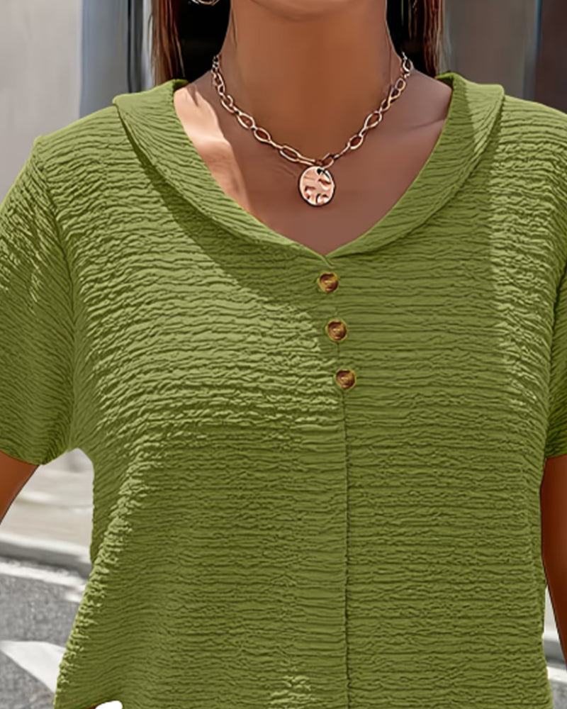 Peter Pan Collar T-Shirt with Buttons